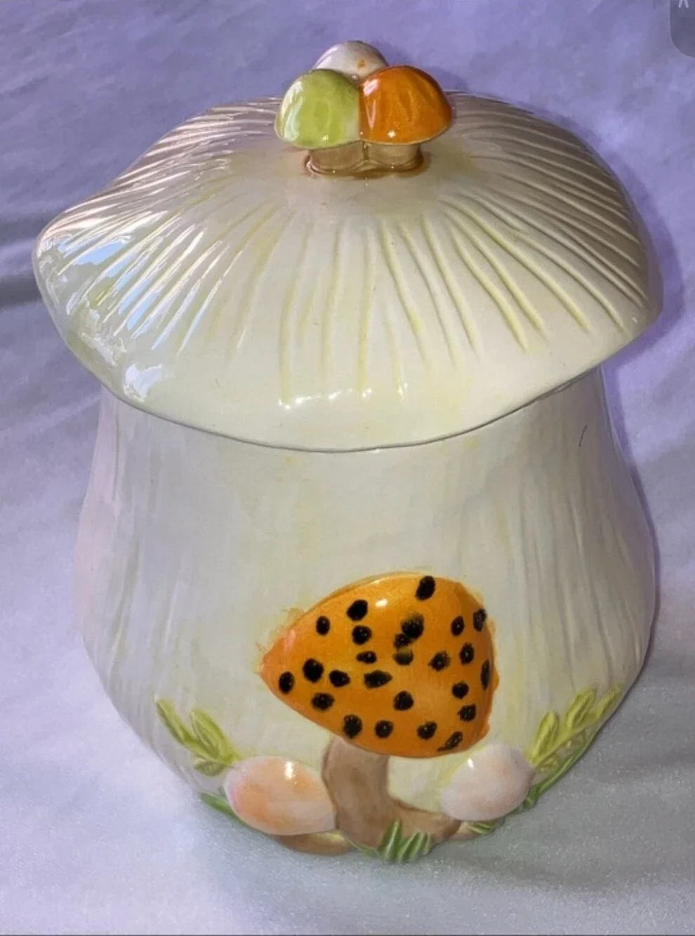 Vintage ARNELS Mushroom Cookie Jar Canister